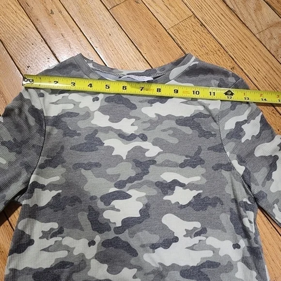 Girls Camo Print Long Sleeve Top - Picture 9 of 9